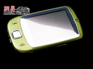 Illustration for article titled Wasabi Green HTC Touch Actually Looks Good